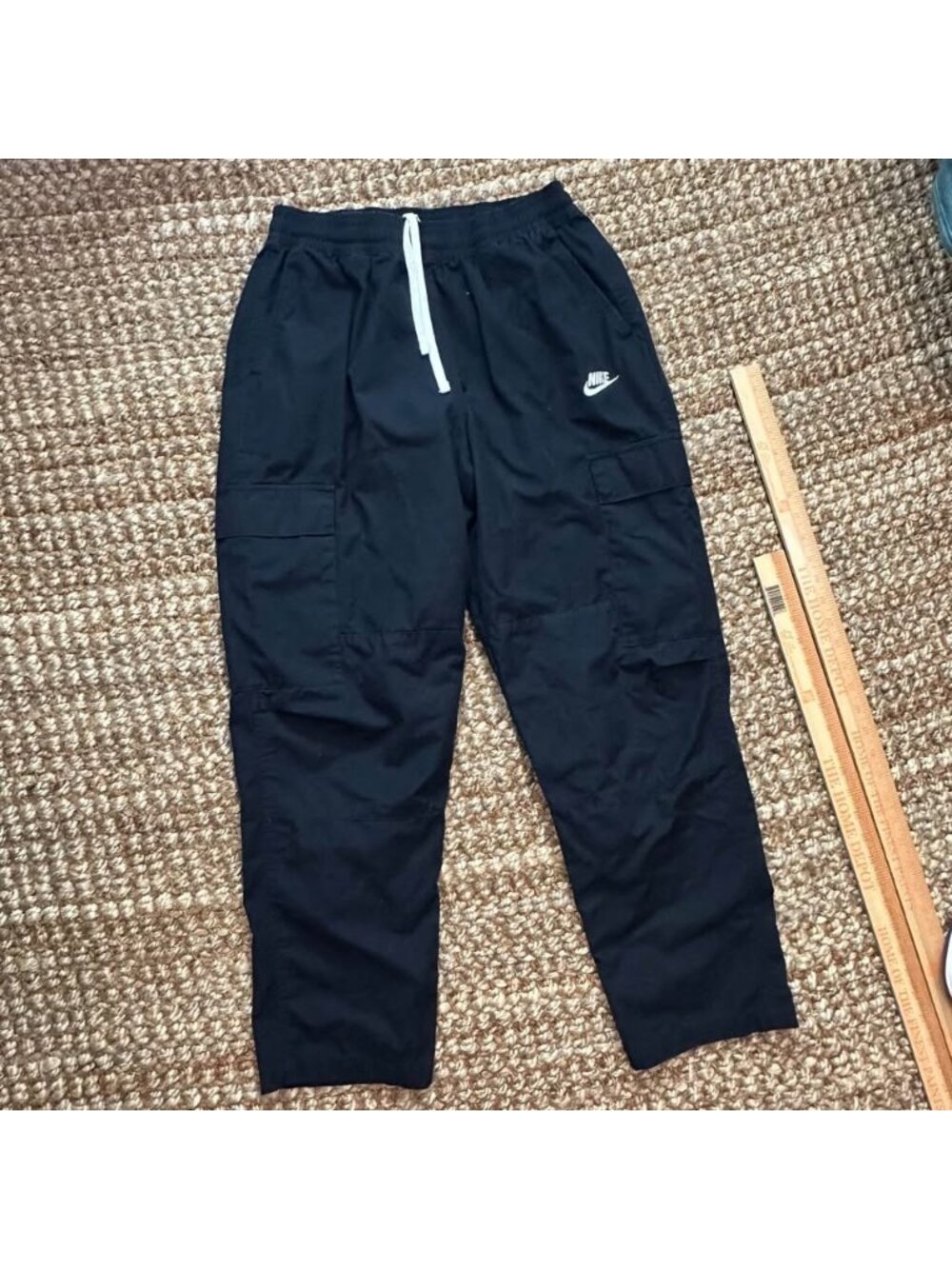 Nike Men's Black Drawstring Cargo Pants Athletic Track Pants Medium